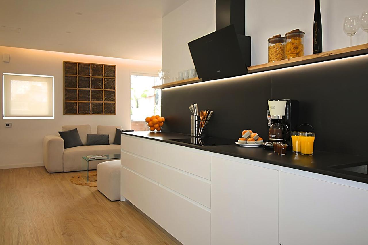Incredible Penthouse With Jacuzzi In The Center, Unique In The Area Apartment Barcelona Bagian luar foto