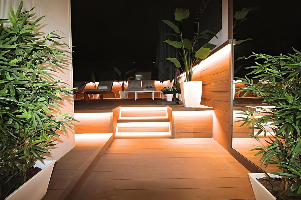Incredible Penthouse With Jacuzzi In The Center, Unique In The Area Apartment Barcelona Bagian luar foto